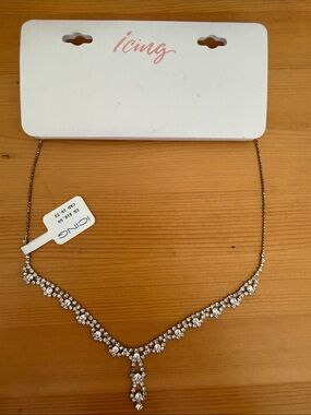 2/$7- Icing Silver Crystal Teardrop Y-Necklace